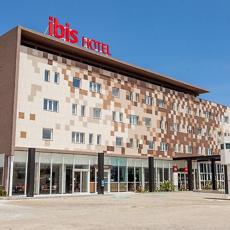 Ibis Caucaia Porto Do Pecem Hotel Exterior photo